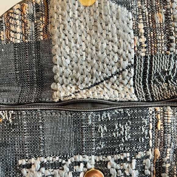 Vintage Annie of California Textile Wristlet Clutch with Hinge Closure - Picture 14 of 16